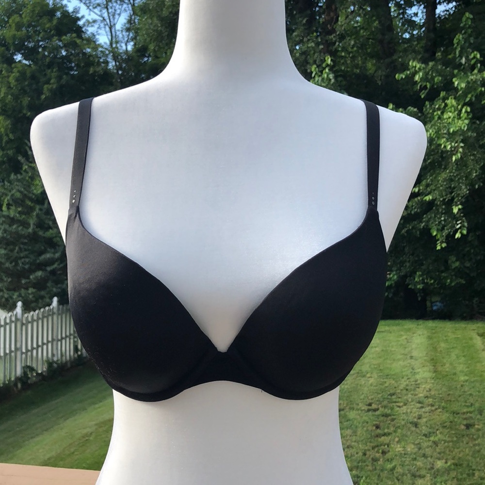 Victoria’s Secret Demi black bra